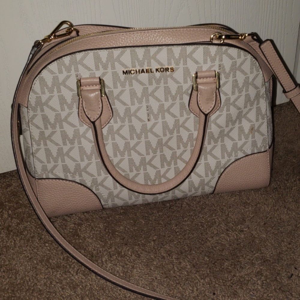 Michael Kors Cross Body Bag